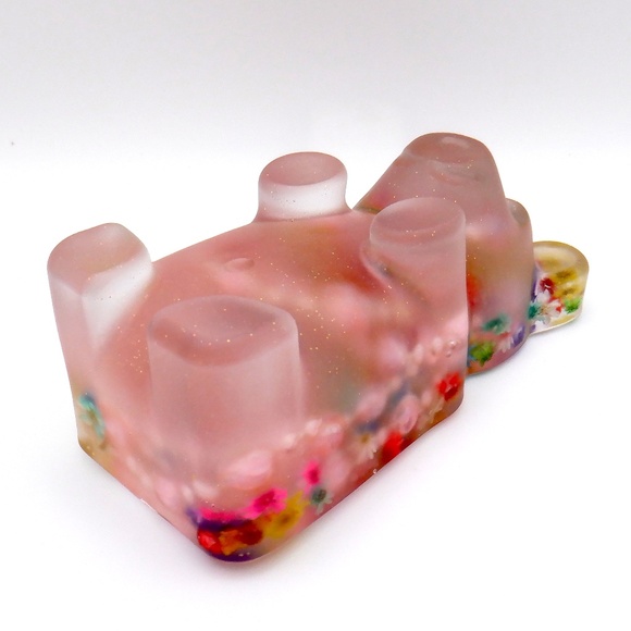Jumbo Resin Gummy Bear & Base Lamp - Picture 11 of 12